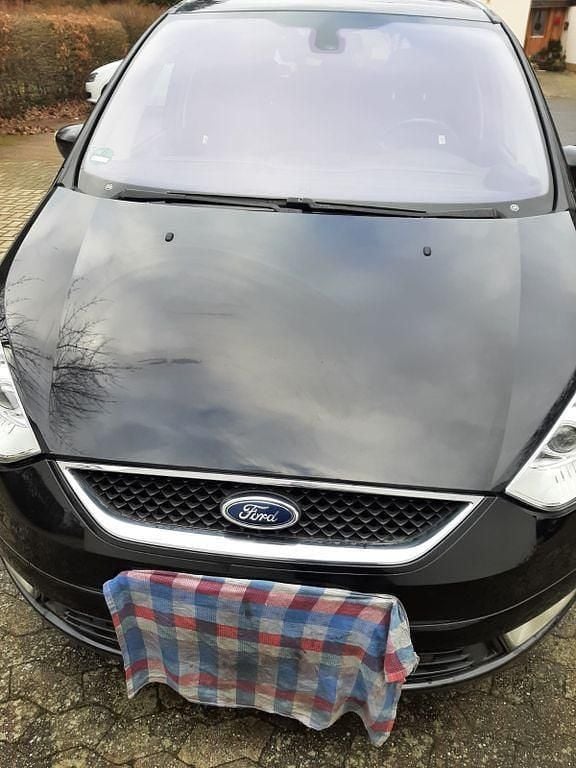 Gebraucht Ford Galaxy Trend 140 PS (102 kW) 2010 Schwarz Van / Kleinbus