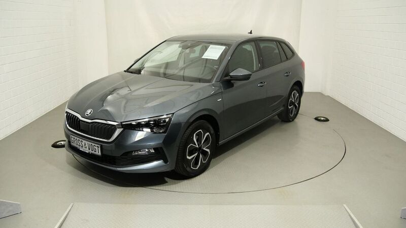Grau Gebraucht 2020 Skoda Scala Drive Kleinwagen | 21.990 € (Teuer) - Bild 1/4
