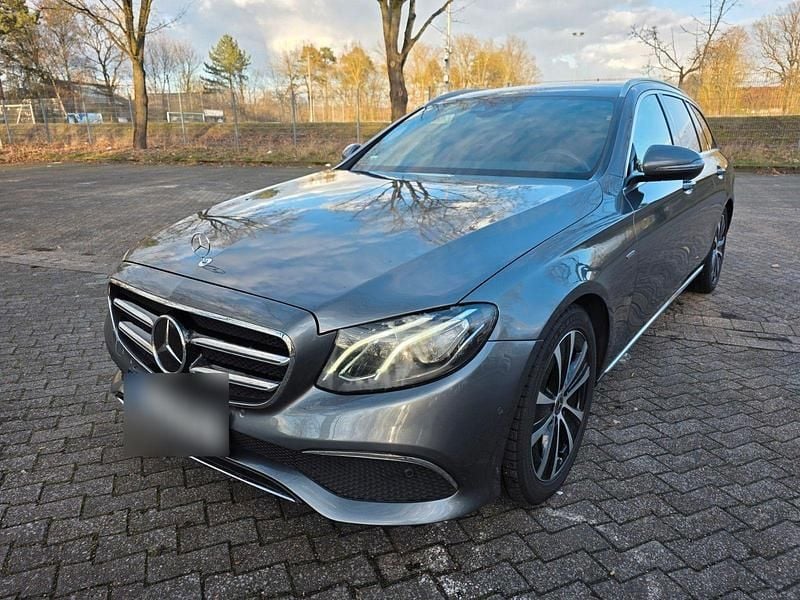 Gebraucht Mercedes E300 245 PS (180 kW) 2019 Grau Kombi