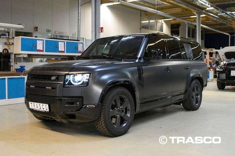 1df (eiger grey) Neu 2025 Land Rover Defender SUV | 316.421 € - Bild 1/4