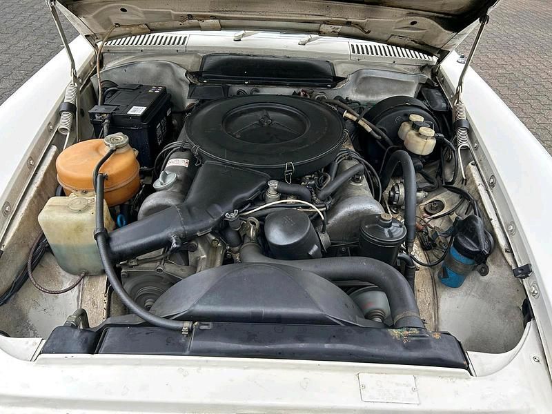 Gebraucht Mercedes SL350 200 PS (147 kW) 1972 Andere farben Cabrio