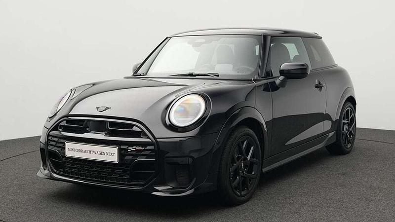 Schwarz Gebraucht 2024 Mini John Cooper Works Kleinwagen | 31.848 € (Superpreis) - Bild 1/4