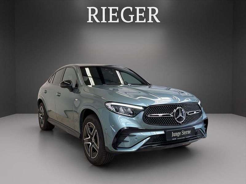 Gebraucht Mercedes GLC300e AMG 333 PS (244 kW) 2025 Silber Limousine