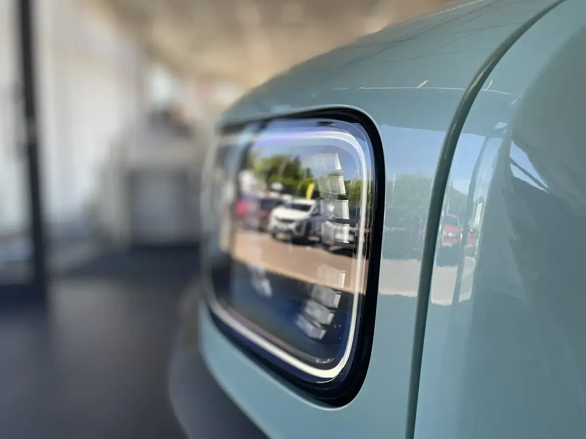 Gebraucht Renault 4 E-Tech Iconic 110 kW (150 PS) 2025 Schwarz SUV