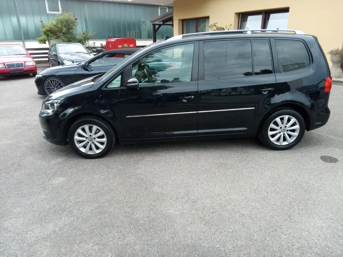 Gebraucht VW Touran 177 PS (130 kW) 2013 Schwarz Van / Kleinbus