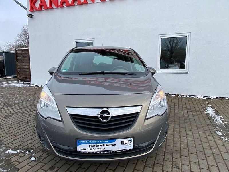 Gebraucht Opel Meriva Design Edition 140 PS (102 kW) 2011 Grau Van / Kleinbus