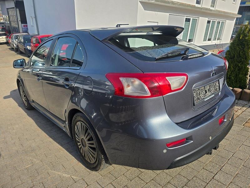 Gebraucht Mitsubishi Lancer Intense 143 PS (105 kW) 2008 Grau Limousine