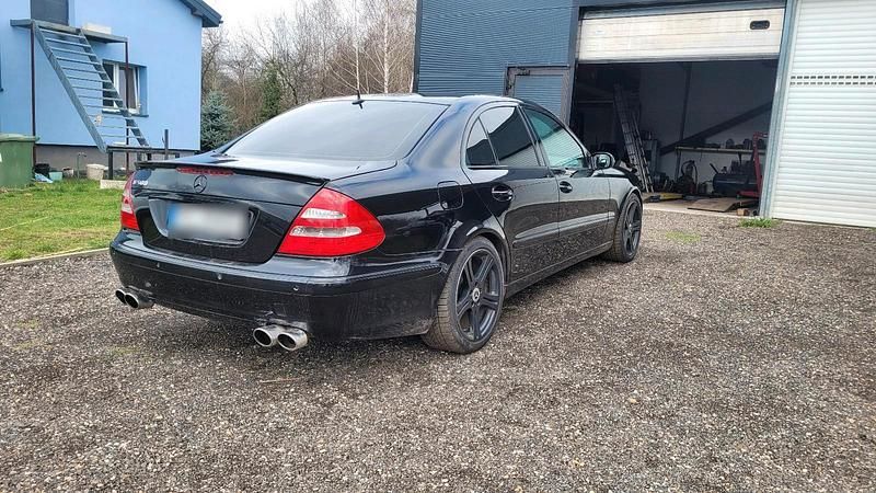 Gebraucht Mercedes E500 306 PS (225 kW) 2002 Schwarz Limousine