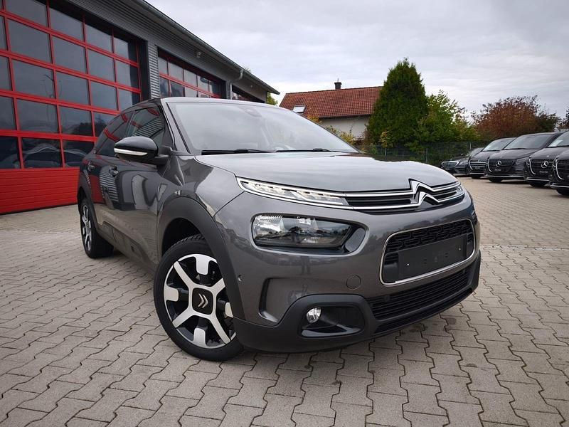 Grau Gebraucht 2019 Citroën C4 Cactus Shine Kleinwagen | 12.300 € (Fairer Preis) - Bild 1/4