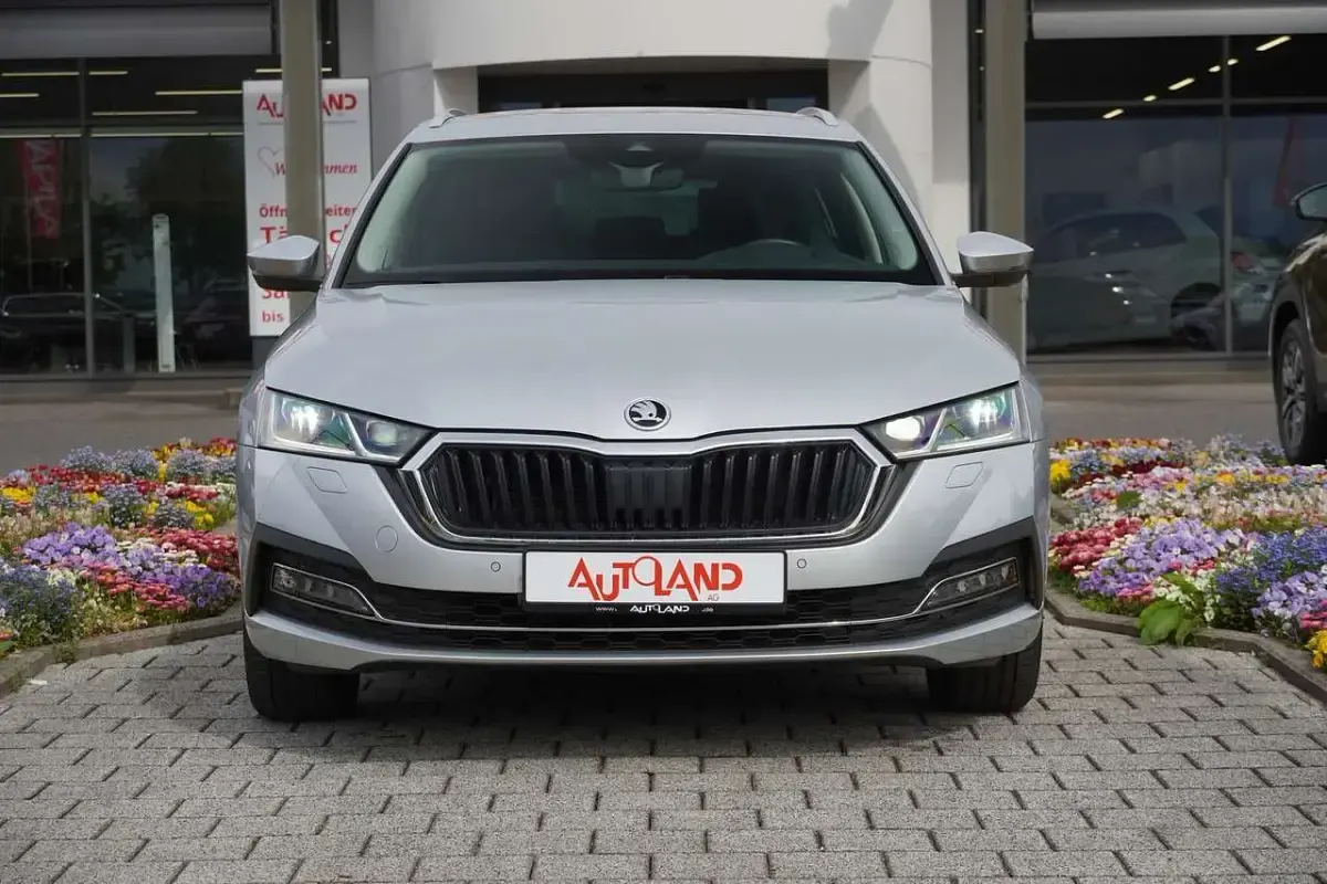 Gebraucht Skoda Octavia Style 190 PS (139 kW) 2022 Silber Kombi