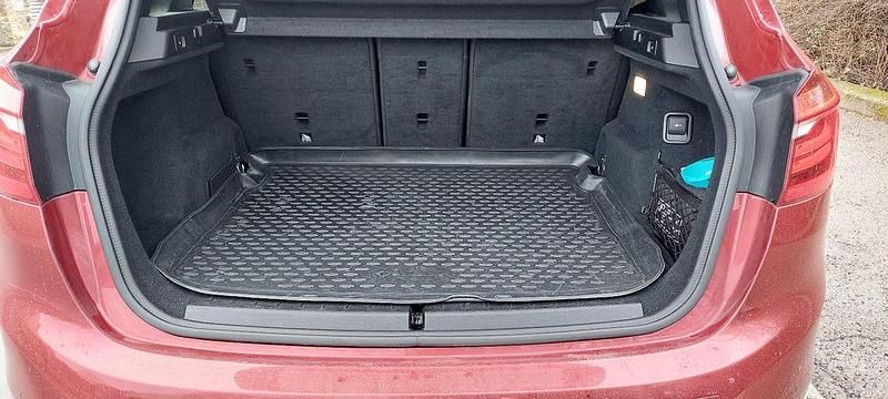 Gebraucht BMW 220 Active Tourer Sport Line 192 PS (141 kW) 2016 Rot Van / Kleinbus