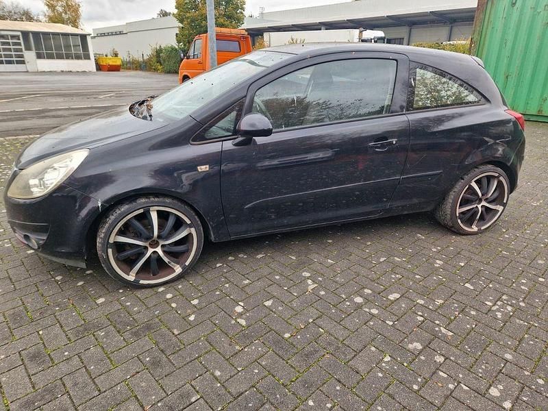 Gebraucht Opel Corsa Sport 125 PS (91 kW) 2006 Schwarz Kleinwagen