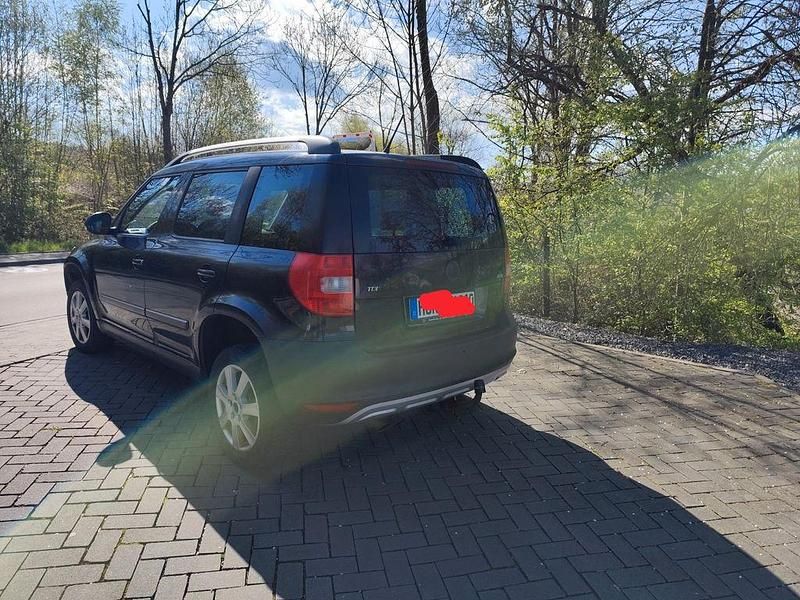 Gebraucht Skoda Yeti Ambition 110 PS (80 kW) 2012 Schwarz SUV