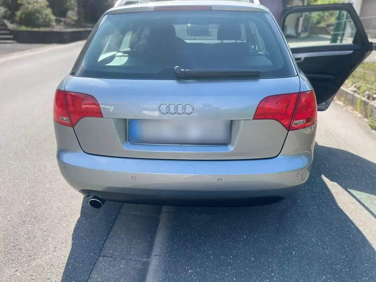 Gebraucht Audi A4 131 PS (96 kW) 2005 Silber Kombi