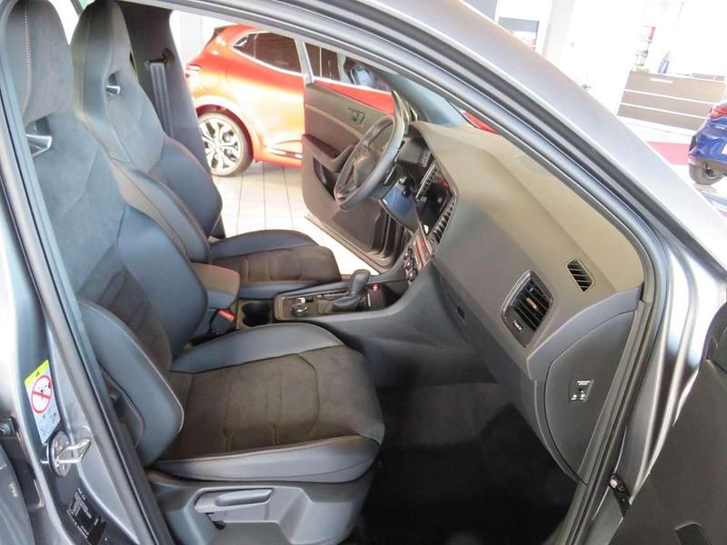 Neu Cupra Ateca 150 PS (110 kW) 2025 Graphitgrau SUV