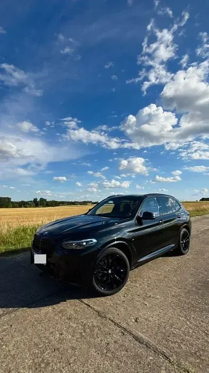 Gebraucht BMW X3 M Sport 184 PS (135 kW) 2023 Schwarz SUV