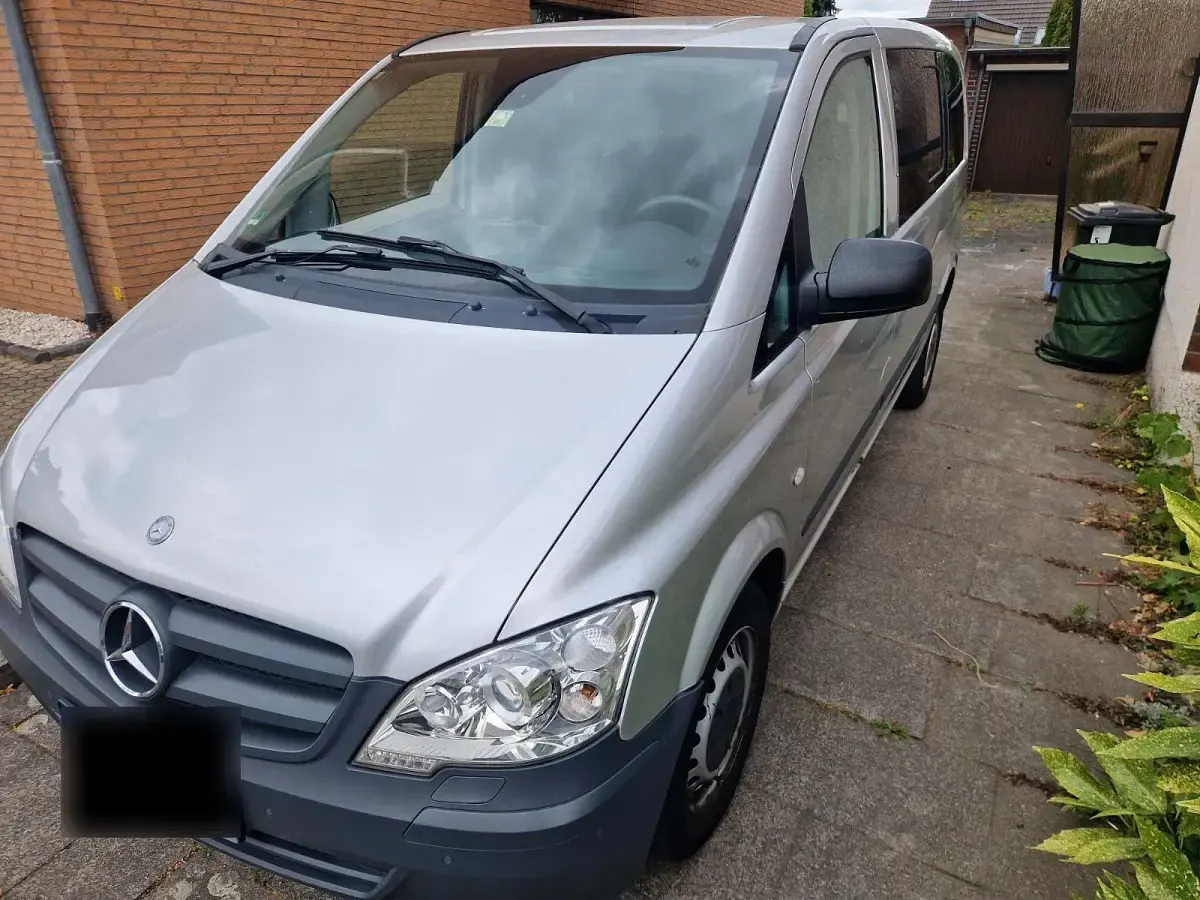 Gebraucht Mercedes Vito 163 PS (119 kW) 2014 Silber Van