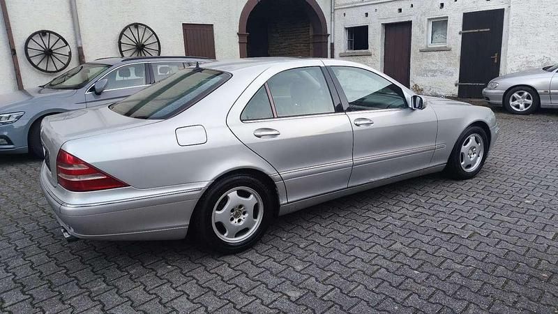 Gebraucht Mercedes S320 197 PS (144 kW) 2001 Silber Limousine