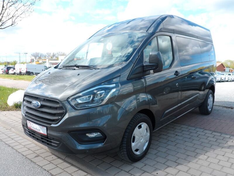 Grau Gebraucht 2020 Ford Transit Kombi | 29.990 € (Teuer) - Bild 1/4