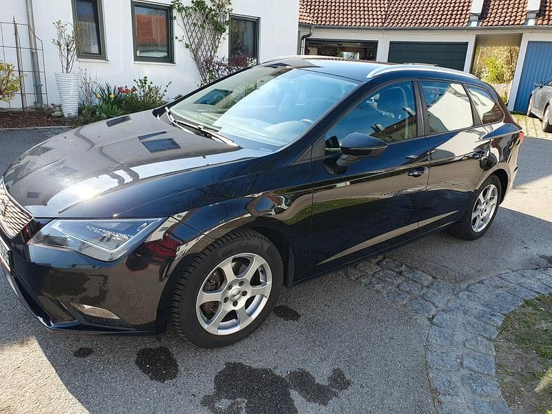 Second-hand Seat Leon 150 CP (110 kW) 2015 Negru Break