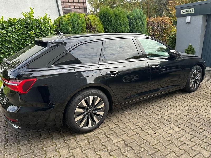 Gebraucht Audi A6 Sport 204 PS (150 kW) 2022 Schwarz Kombi