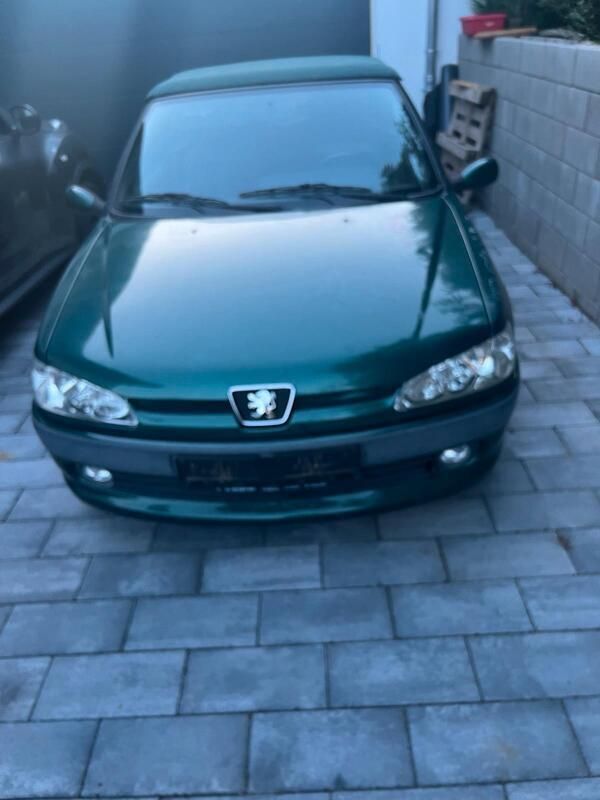 Grün Gebraucht 2000 Peugeot 306 Cabriolet Cabrio | 1.850 € (Fairer Preis) - Bild 1/4