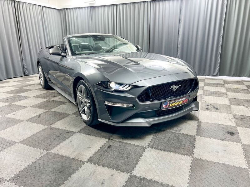 Grau Gebraucht 2022 Ford Mustang GT Premium Cabrio | 43.990 € (Fairer Preis) - Bild 1/4
