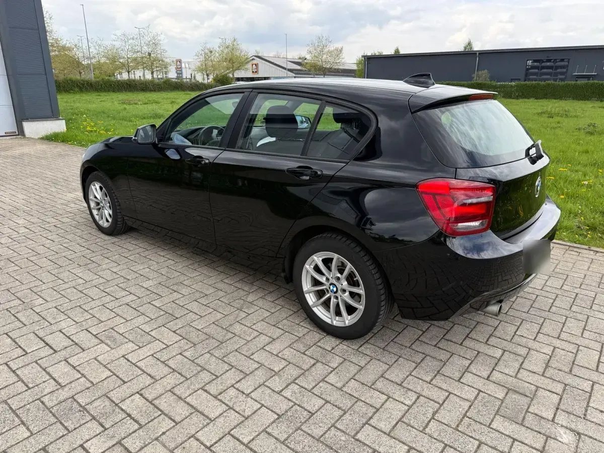 Gebraucht BMW 114 Advantage 95 PS (69 kW) 2014 Schwarz Kleinwagen