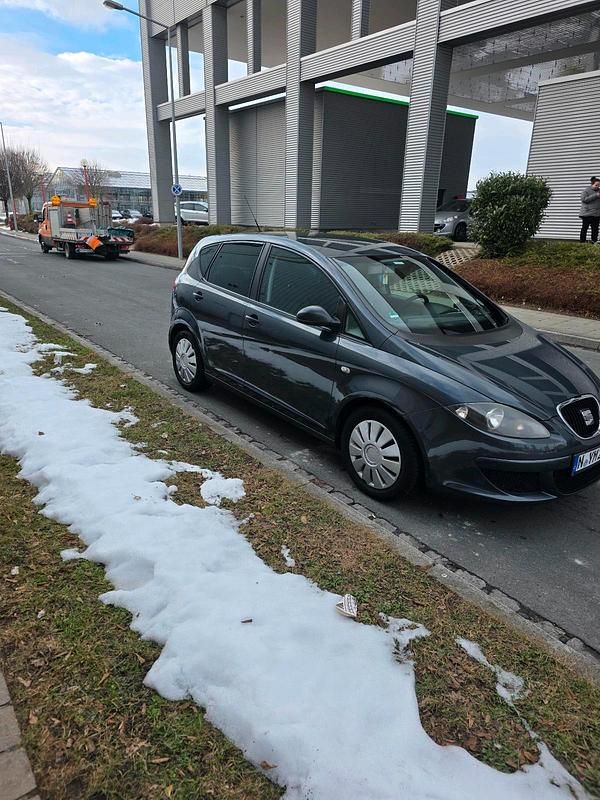 Gebraucht Seat Altea 105 PS (77 kW) 2008 Schwarz Kombi