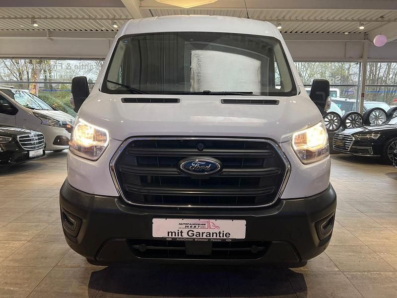 Gebraucht Ford Transit 131 PS (96 kW) 2019 Weiß Van / Kleinbus