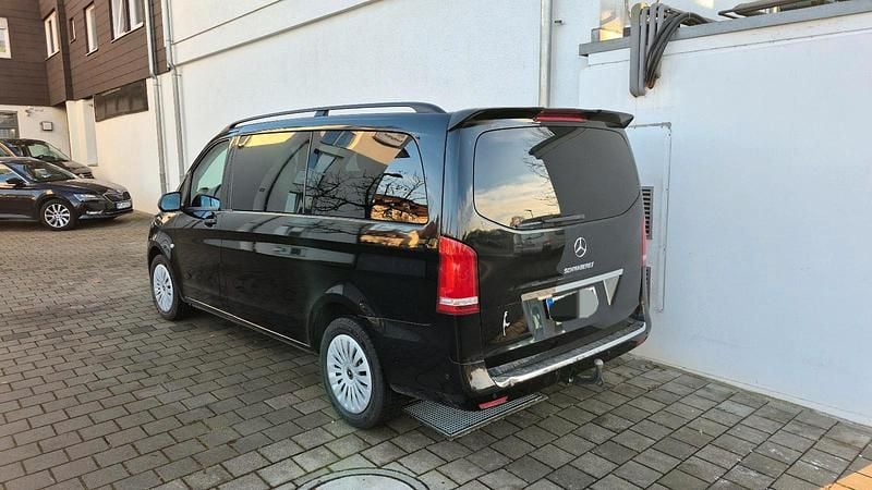 Gebraucht Mercedes Vito 190 PS (139 kW) 2018 Schwarz Van