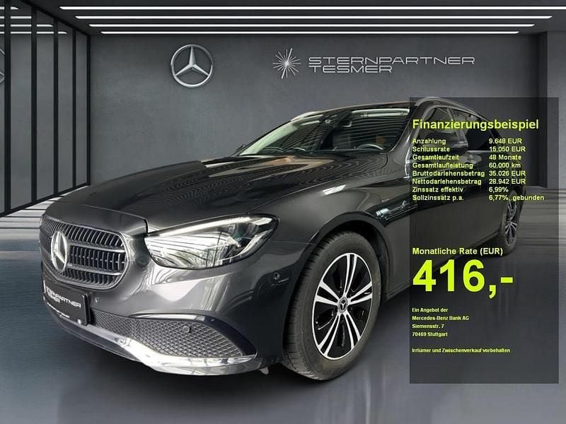 Grau Gebraucht 2023 Mercedes E220 Avantgarde Limousine | 35.390 € (Superpreis) - Bild 1/3