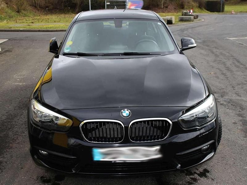 Gebraucht BMW 116 Advantage 116 PS (85 kW) 2015 Schwarz Kleinwagen