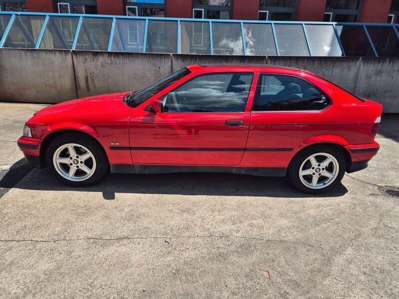 Rot Gebraucht 1996 BMW 316 Coupé | 3.250 € (Fairer Preis) - Bild 1/4