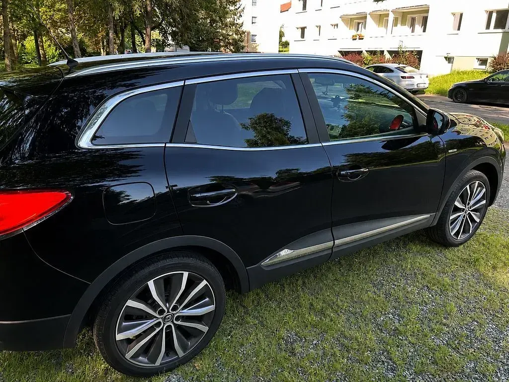 Gebraucht Renault Kadjar Bose Edition 131 PS (96 kW) 2017 Schwarz SUV