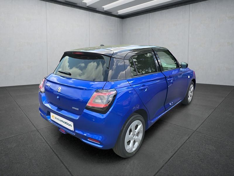 Blau Gebraucht 2025 Suzuki Swift Comfort Kleinwagen | 21.149 € (Teuer) - Bild 1/4