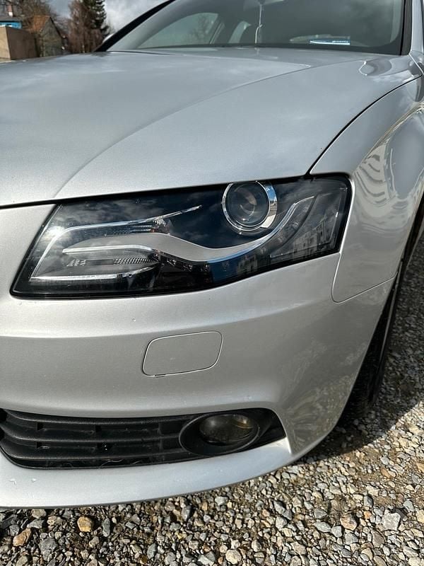 Gebraucht Audi A4 180 PS (132 kW) 2009 Grau Limousine