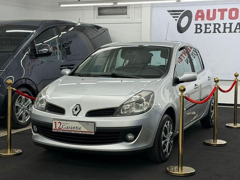 Gebraucht Renault Clio III Dynamique 111 PS (81 kW) 2007 Grau Limousine