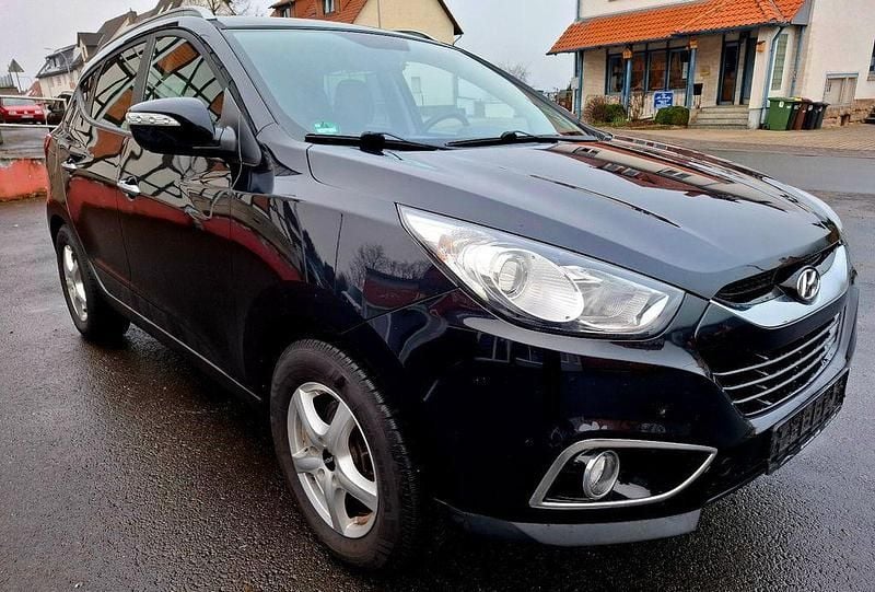 Gebraucht Hyundai ix35 Style 136 PS (100 kW) 2010 Schwarz SUV