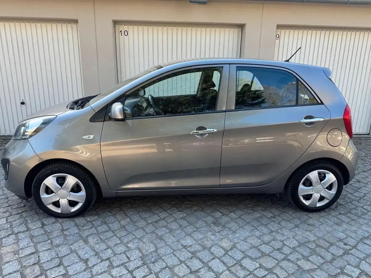 Gebraucht Kia Picanto 69 PS (50 kW) 2011 Grau Kleinwagen