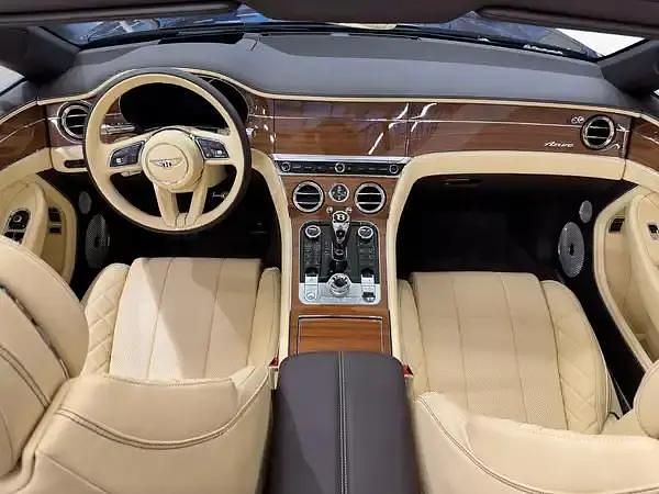 Gebraucht Bentley Continental 549 PS (403 kW) 2022 Rot Cabrio