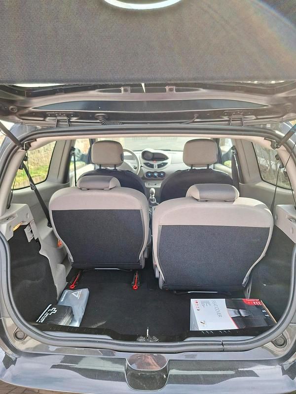 Gebraucht Renault Twingo 76 PS (55 kW) 2008 Schwarz Kleinwagen