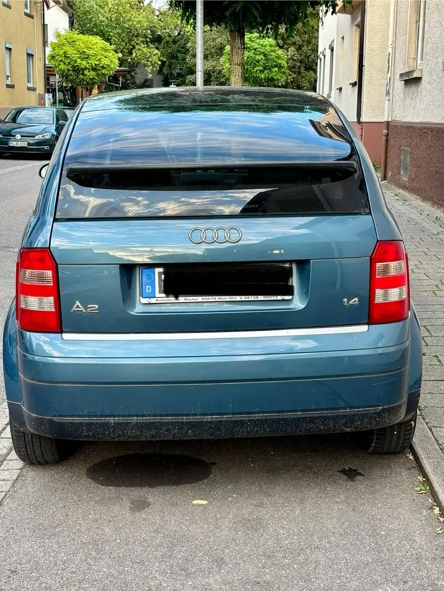 Gebraucht Audi A2 75 PS (55 kW) 2001 Blau Kleinwagen