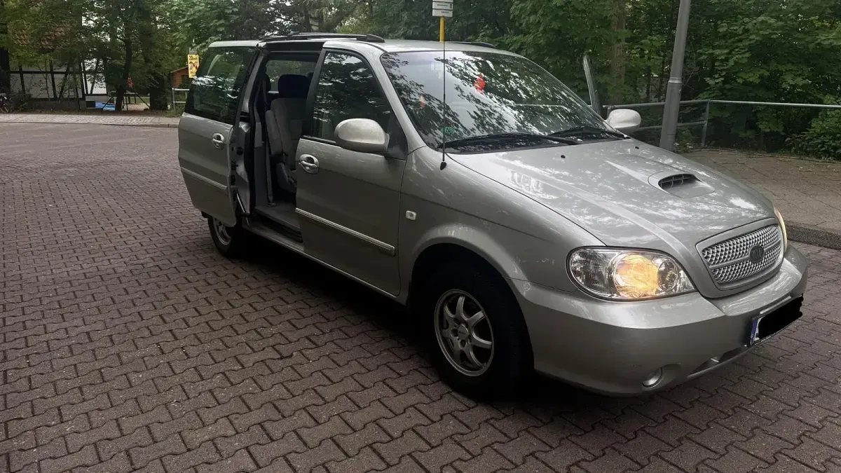 Brugt Kia Carnival 2005 Sølv MPV
