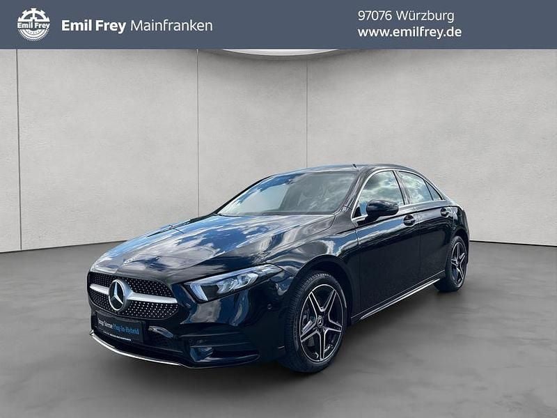 Schwarz Gebraucht 2022 Mercedes A250 AMG Limousine | 28.490 € (Guter Preis) - Bild 1/4