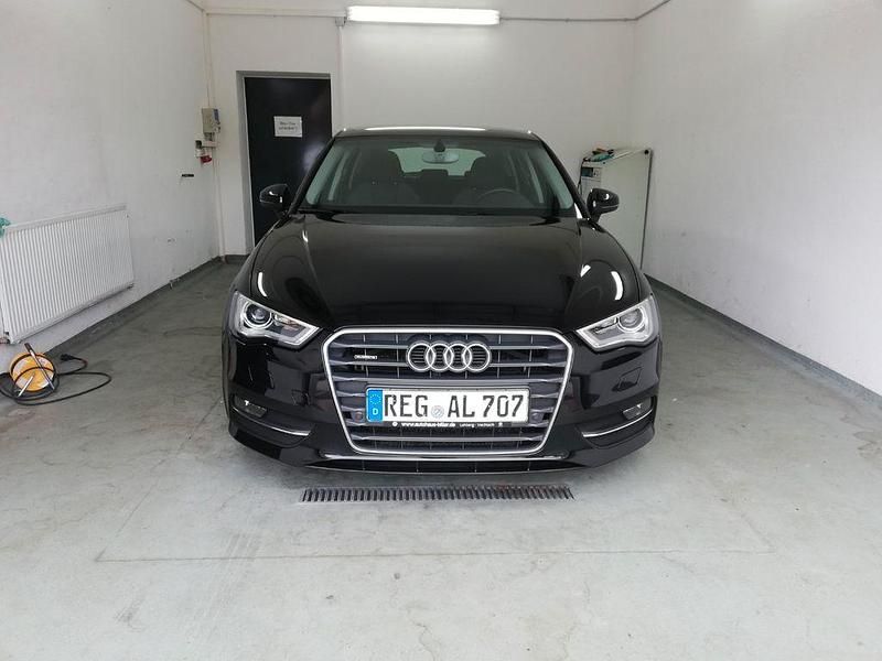 Gebraucht Audi A3 Attraction 150 PS (110 kW) 2015 Schwarz Limousine