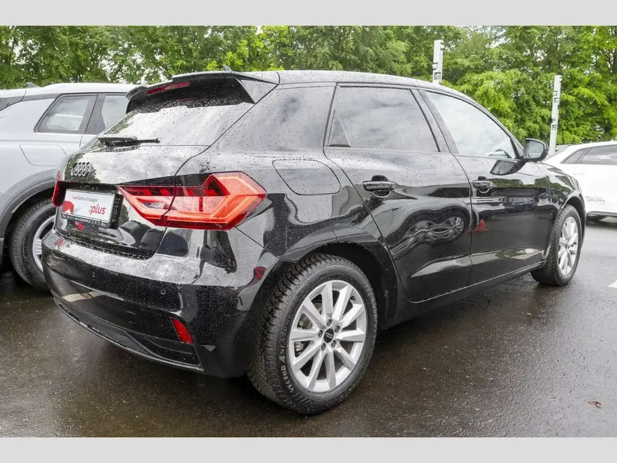 Gebraucht Audi A1 Sportback Advanced 116 PS (85 kW) 2026 Schwarz Kleinwagen