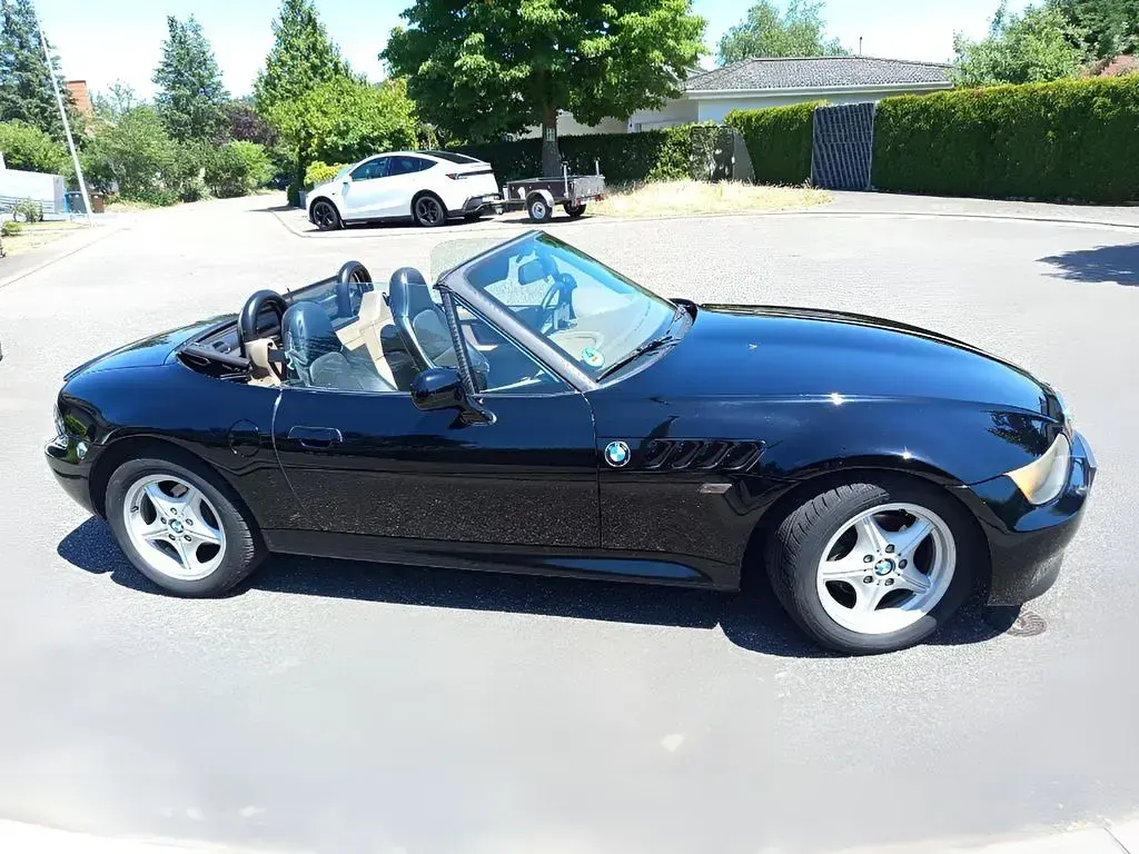 Gebraucht BMW Z3 Sport Line 140 PS (102 kW) 1997 Schwarz Cabrio