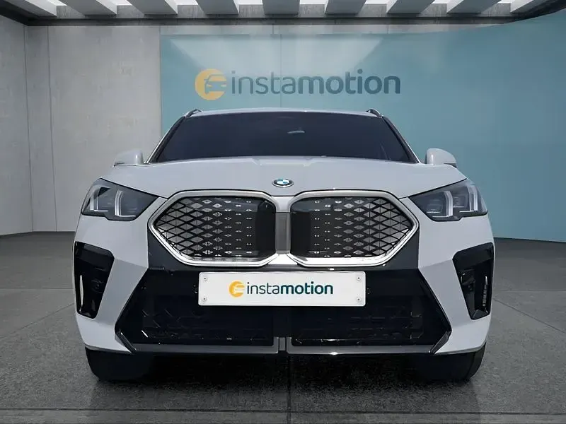 Gebraucht BMW iX2 M Sport 230 kW (313 PS) 2024 Grau SUV