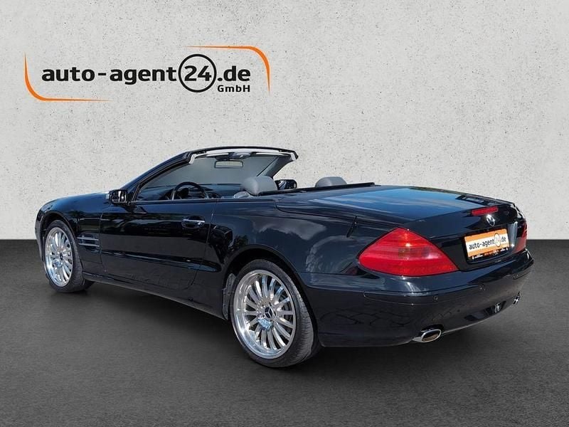Gebraucht Mercedes SL350 245 PS (180 kW) 2004 Obsidianschwarz metallic (mb 9197) Cabrio